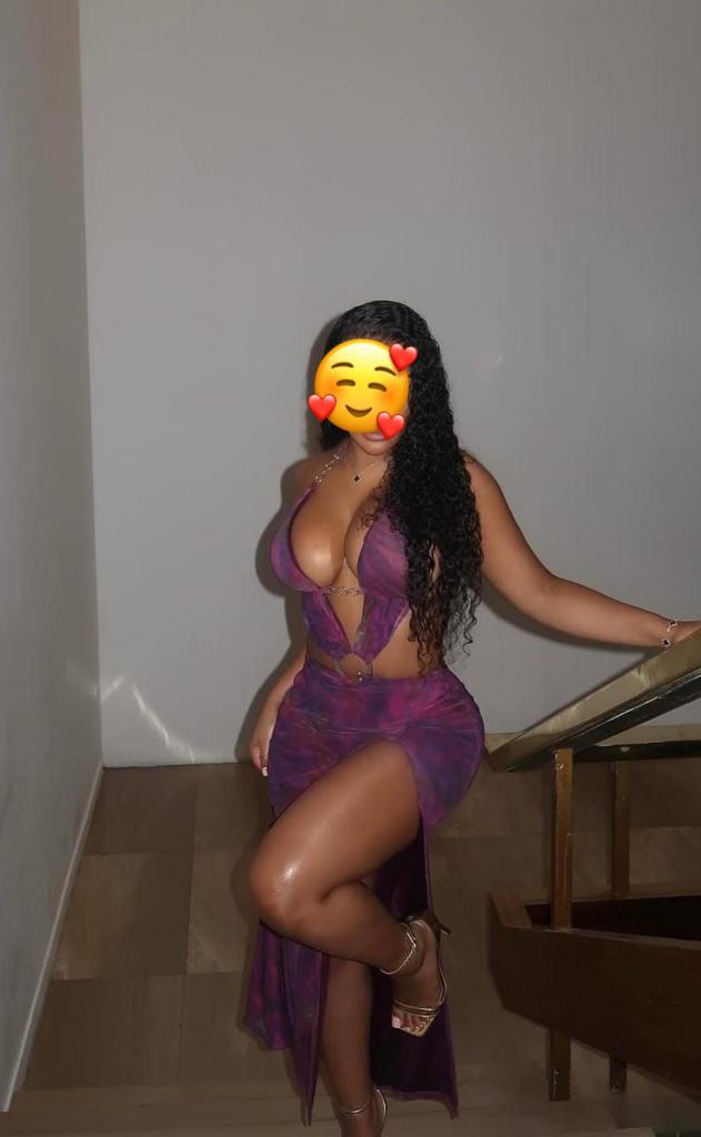 Chica busca chico en Tenerife: 