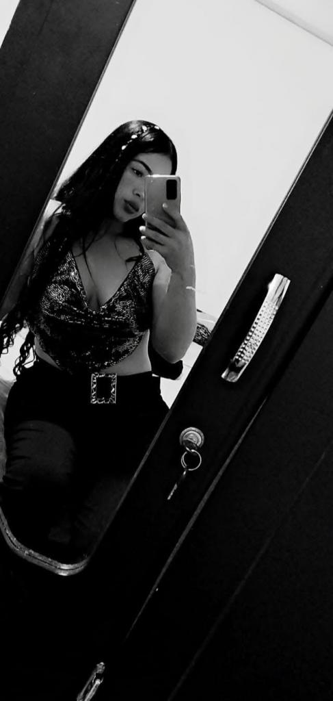642347377: Chica busca chico en Cantabria