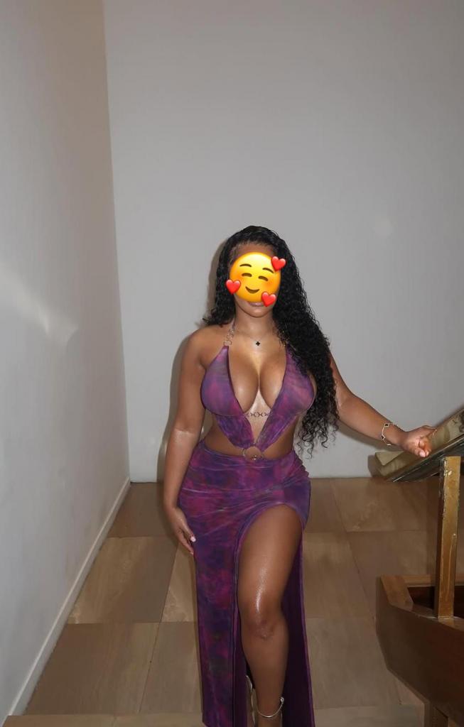 Chica busca chico en Tenerife: 