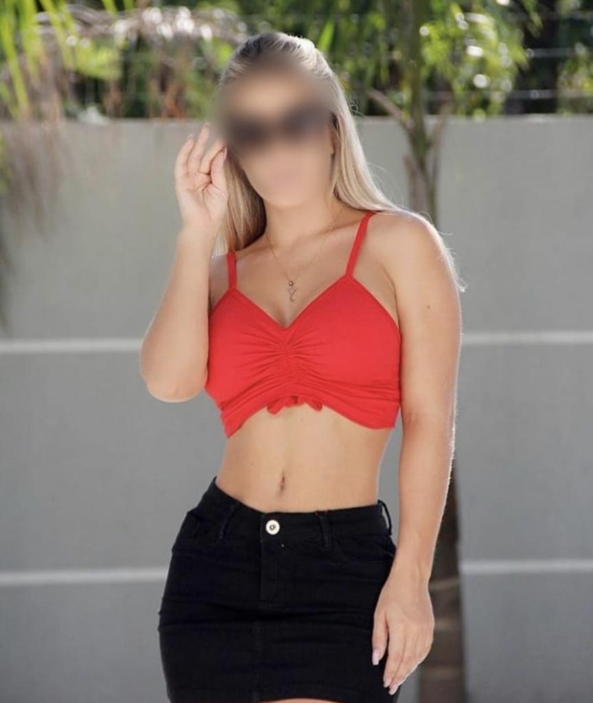 Chica busca chico en La Coruña: 