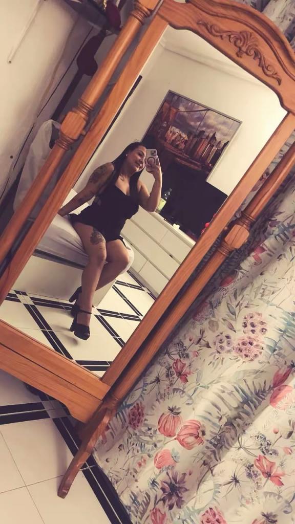 Chica busca chico en Huesca: 