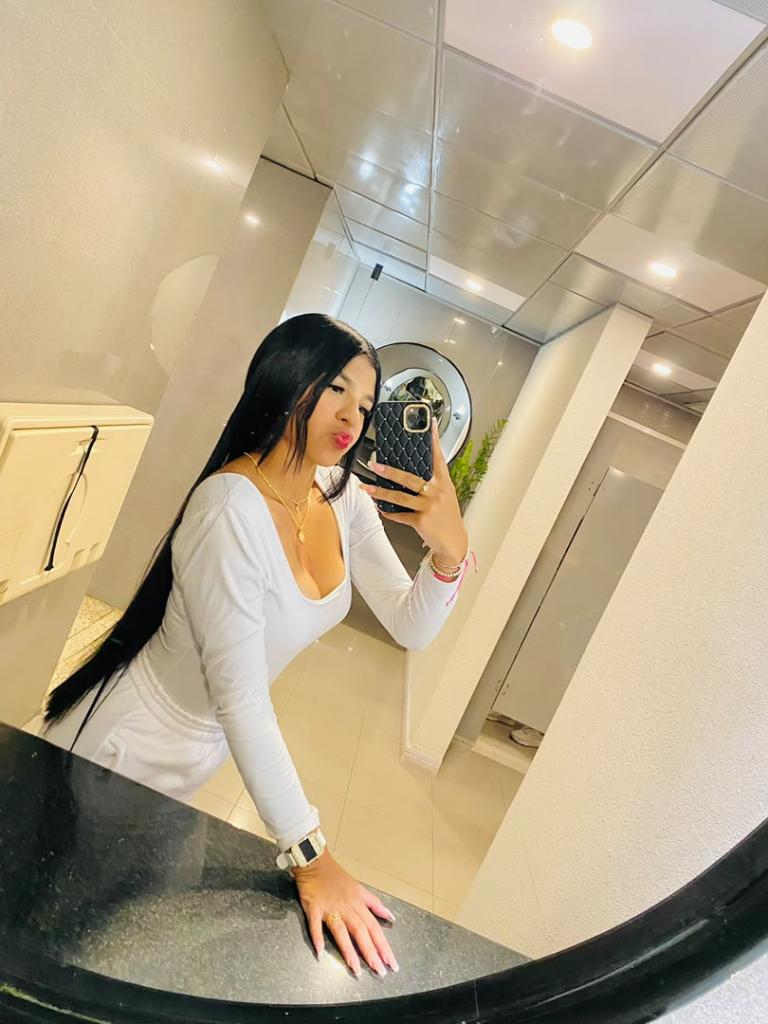 743008632: Chica busca chico en Madrid