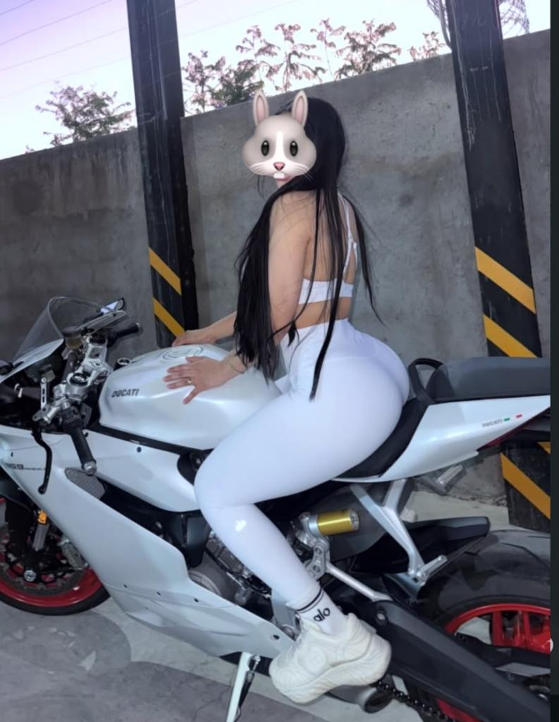 Chica busca chico en Mallorca: 