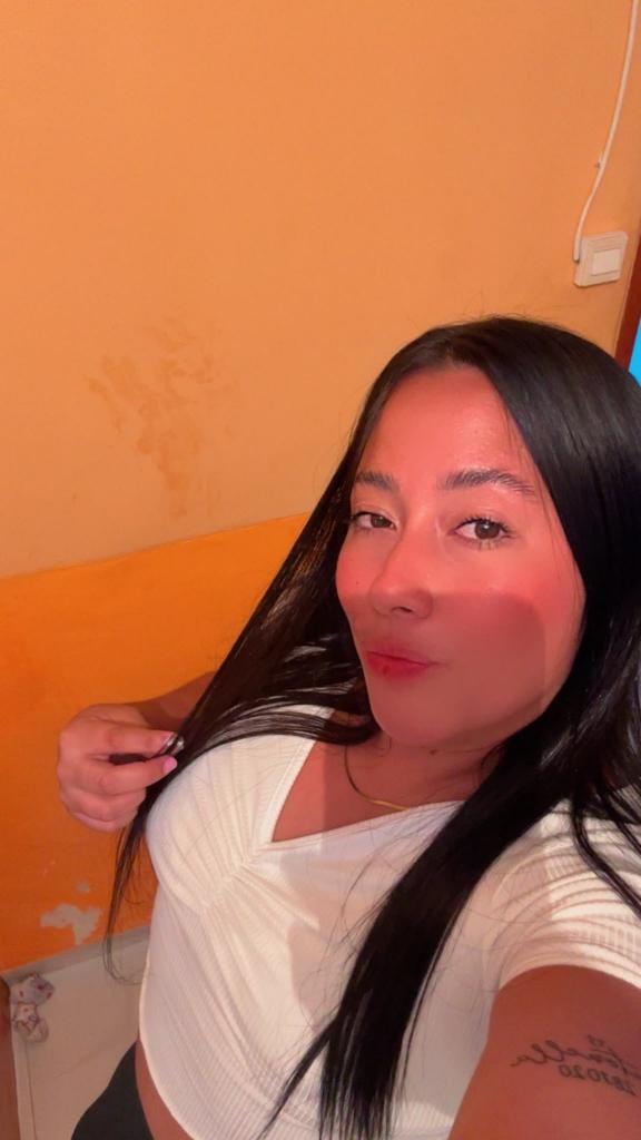643987313: Chica busca chico en Alicante