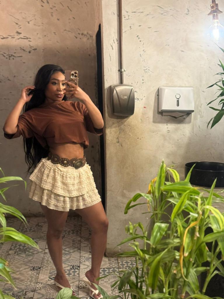 Chica busca chico en Ibiza: 