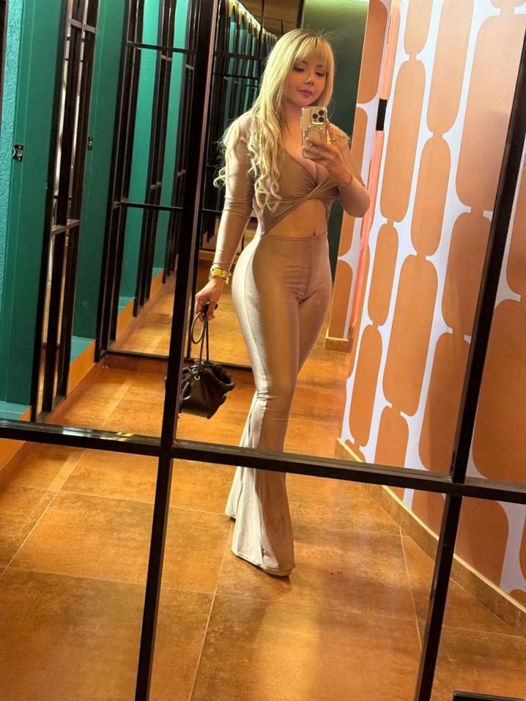 Chica busca chico en Tenerife: 