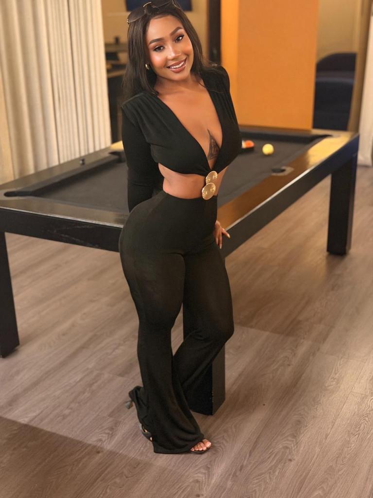 666314466: Chica busca chico en Ibiza