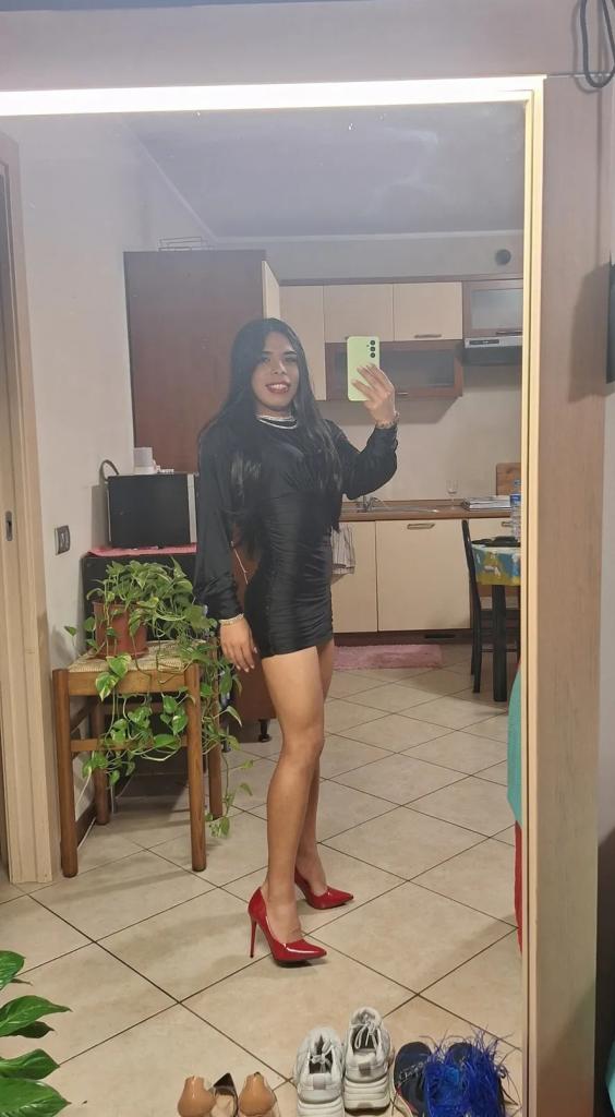 661438387: Transexual en Barcelona