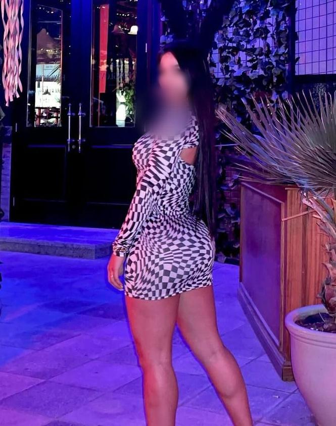 Chica busca chico en Barcelona: 