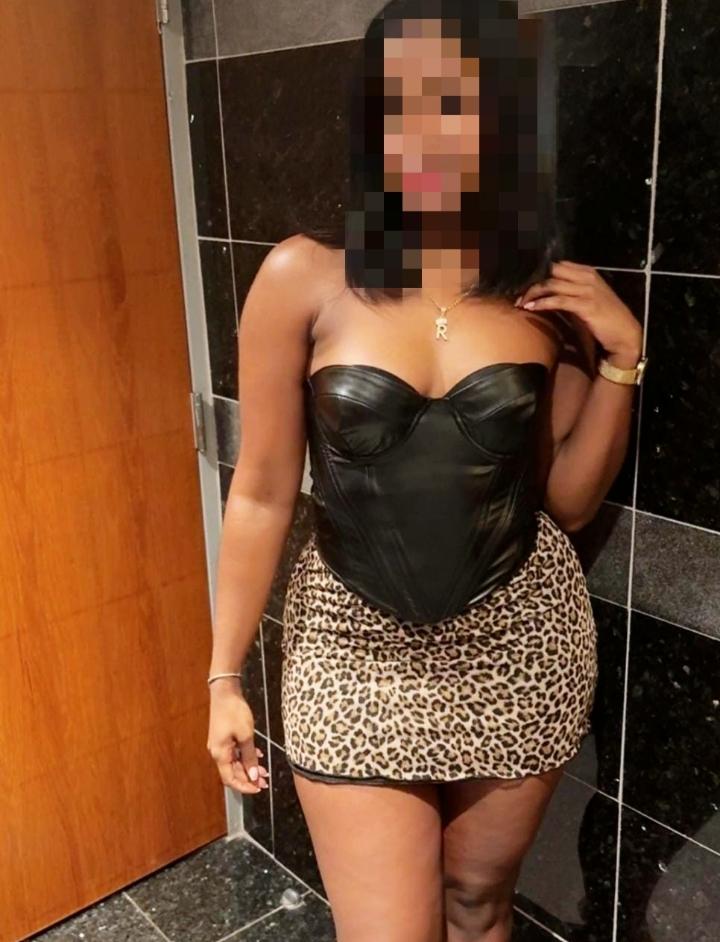 Chica busca chico en Almería: 