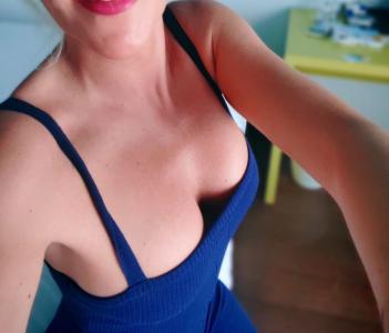 674370760: Chica busca chico en Barcelona