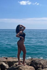 632279890: Chica busca chico en Sevilla
