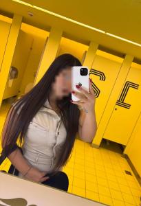 690130359: Chica busca chico en Madrid