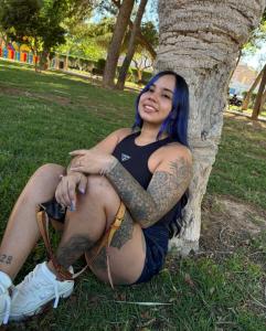 613336635: Chica busca chico en Barcelona