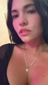 670372844: Chica busca chico en Málaga