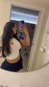 612237212: Chica busca chico en Barcelona