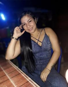 672802904: Chica busca chico en Valencia