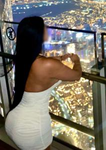 614933687: Chica busca chico en Barcelona