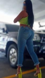 614933687: Chica busca chico en Barcelona
