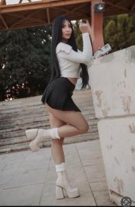 670372844: Chica busca chico en Málaga