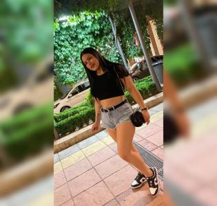 671137926: Chica busca chico en Gerona