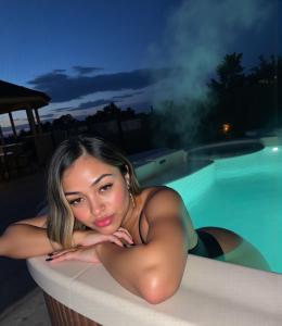611237360: Chica busca chico en Murcia