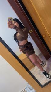 697989182: Chica busca chico en Valencia
