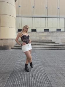 664281004: Chica busca chico en Barcelona