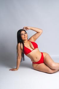 745067809: Chica busca chico en Formentera