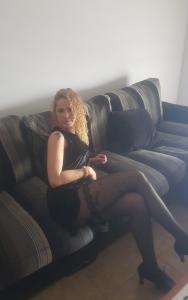 614932854: Chica busca chico en Alicante