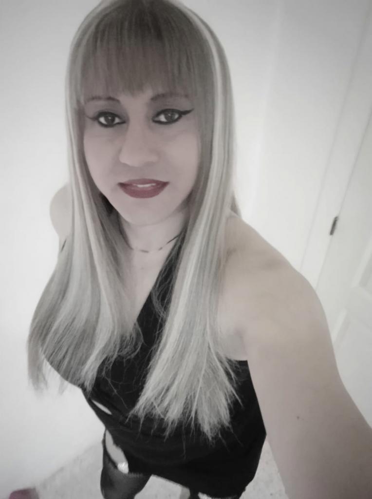 631197552: Transexual en Huelva