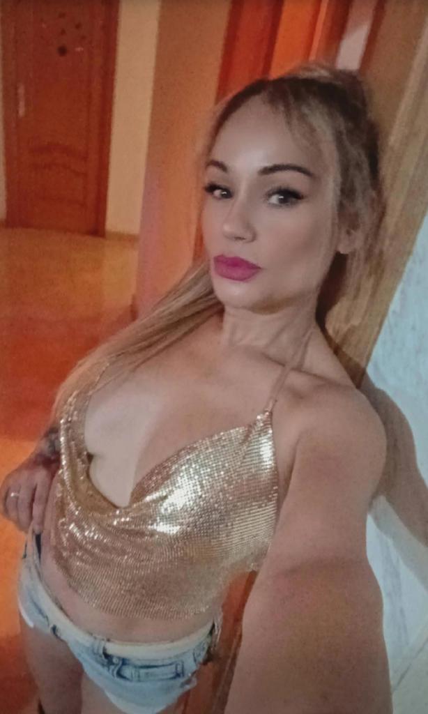 607819649: Chica busca chico en Alicante