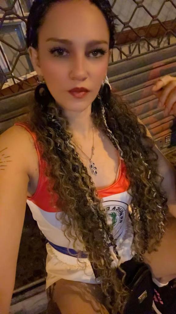 632403510: Chica busca chico en Zaragoza