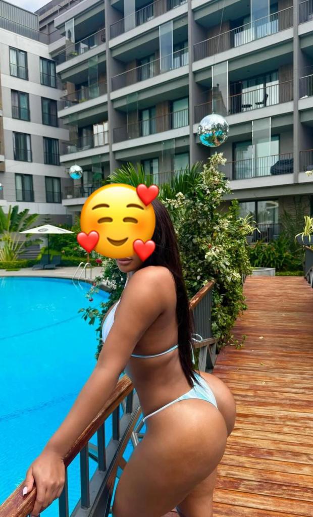 Chica busca chico en Tenerife: 