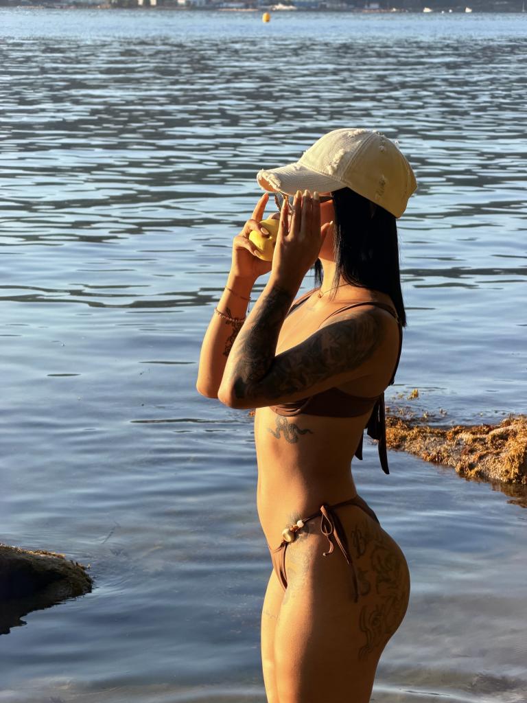 Chica busca chico en La Coruña: 