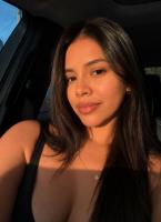 672539377: Chica busca chico en Ibiza
