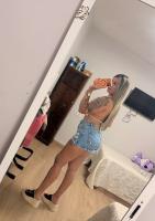 647075884: Chica busca chico en Huelva