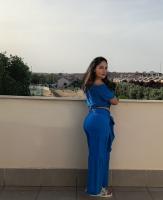 745031865: Chica busca chico en Tarragona