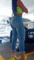614933687: Chica busca chico en Barcelona