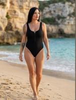 647163074: Chica busca chico en Málaga