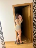 745056868: Chica busca chico en Tenerife