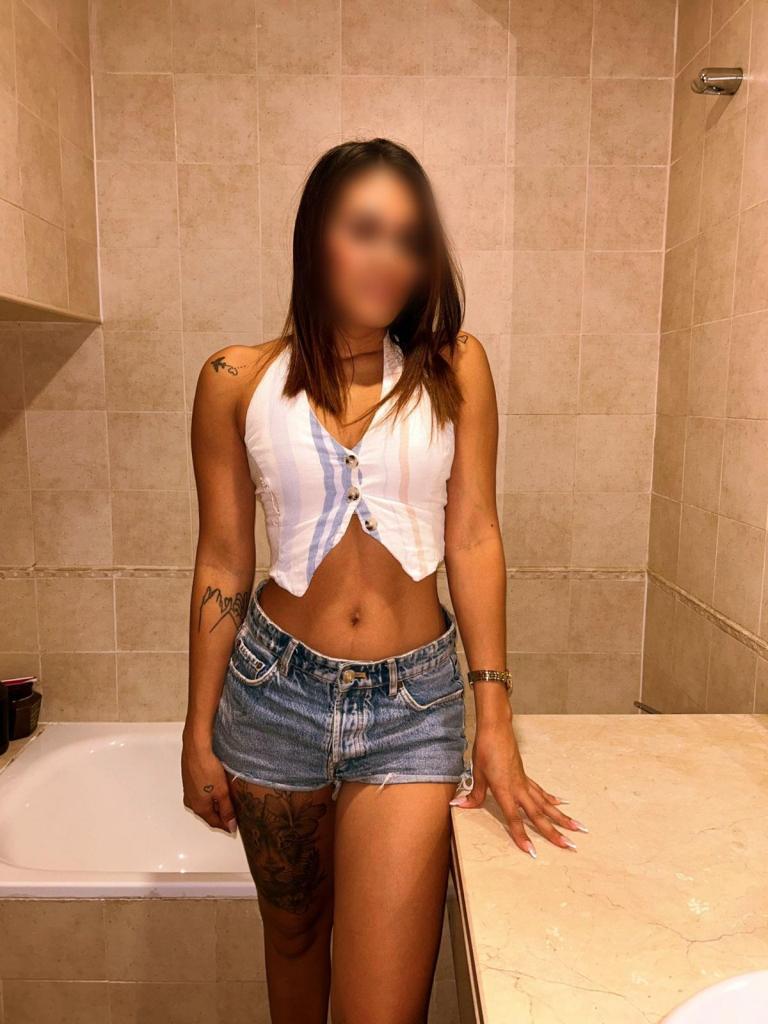 604317997: Chica busca chico en Almería