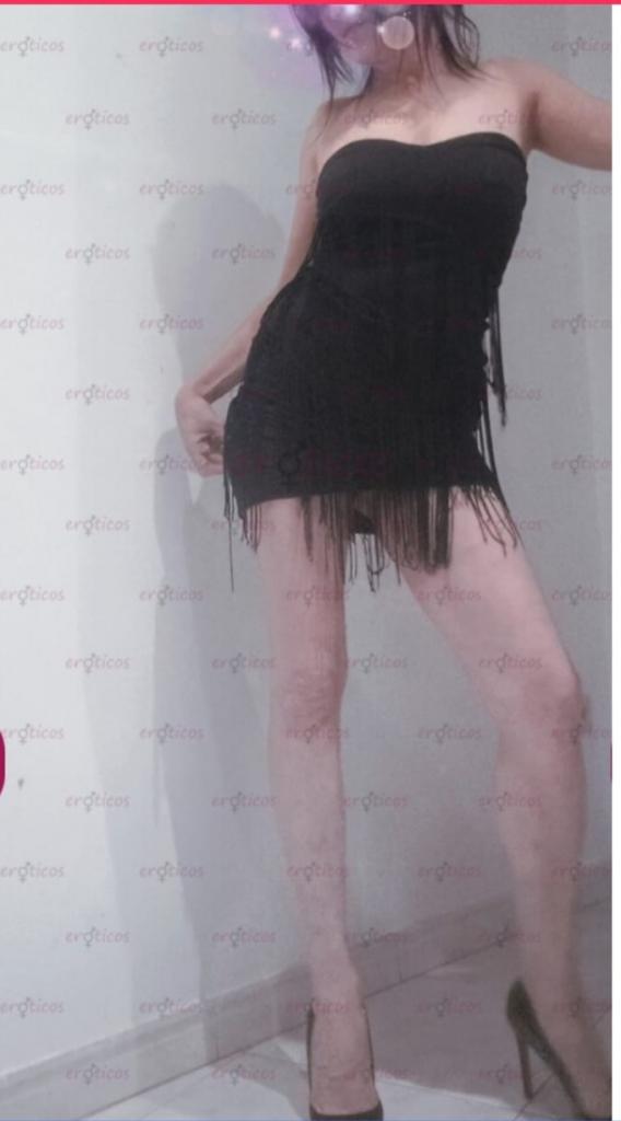 643417611: Chica busca chico en La Coruña