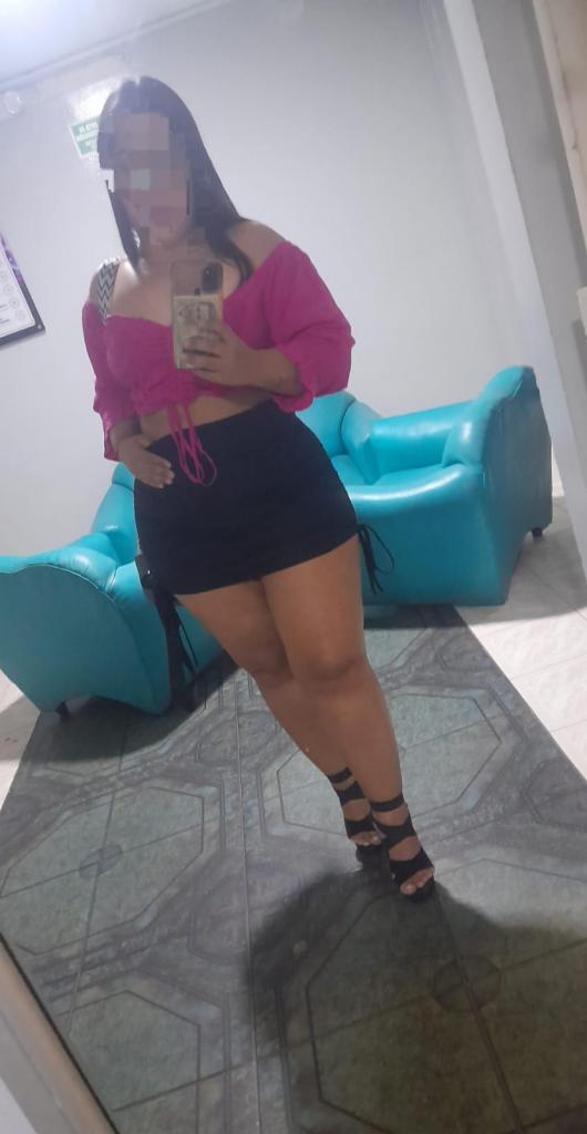 Chica busca chico en Granada: 