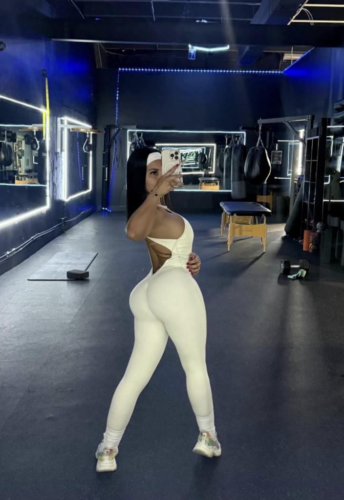 Chica busca chico en Barcelona: 