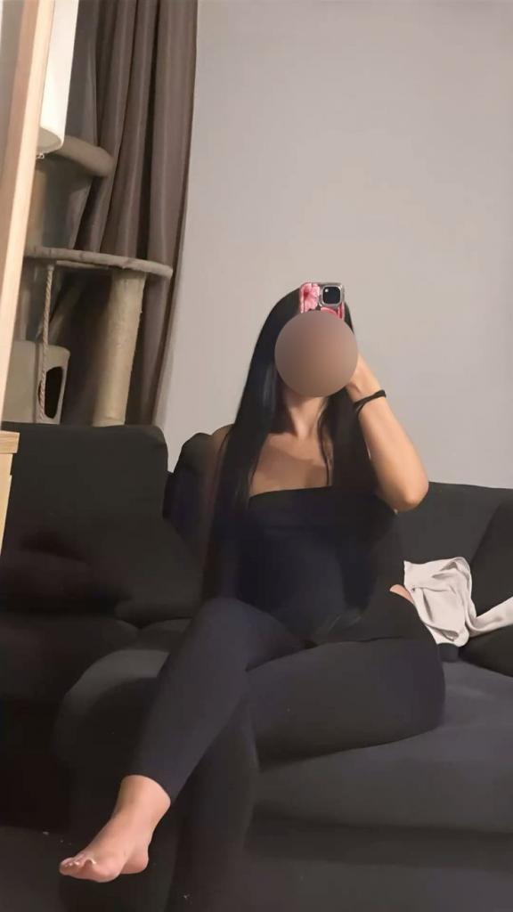 Chica busca chico en Tenerife: 