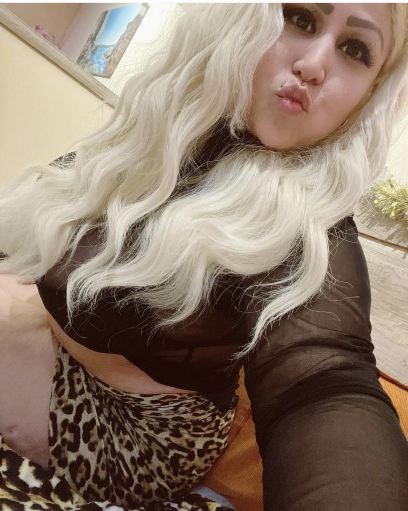 685865581: Chica busca chico en León