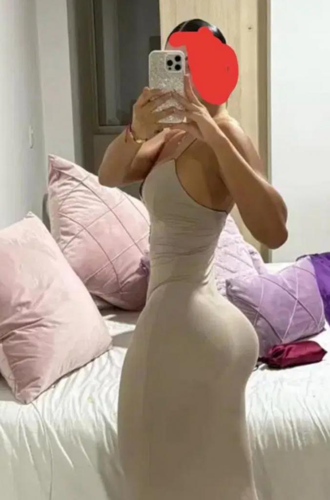 Chica busca chico en Cádiz: 