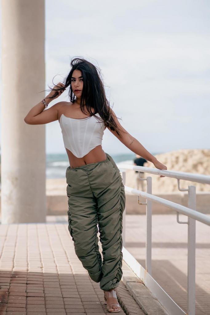 Chica busca chico en Tenerife: 