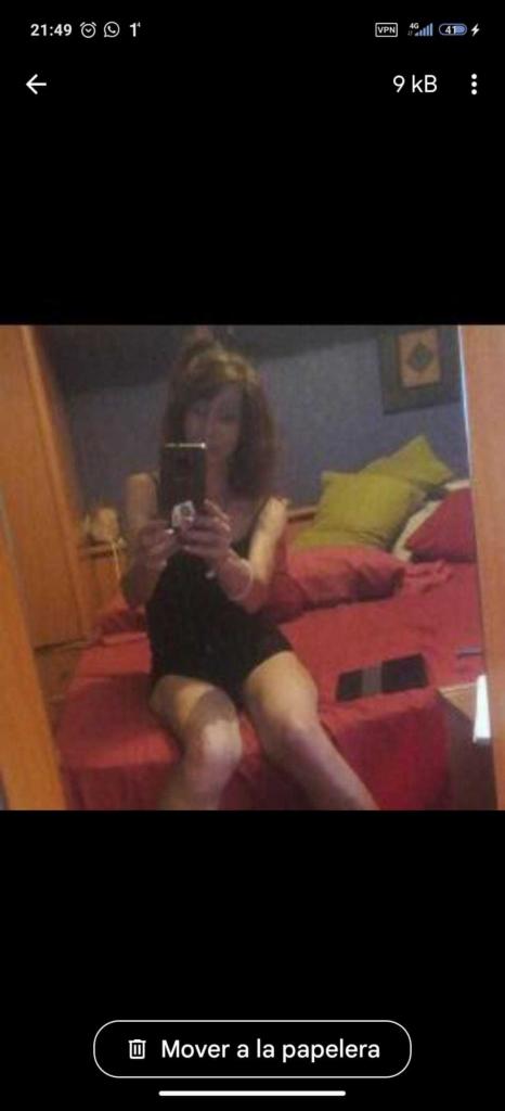 692584977: Chica busca chico en Alicante